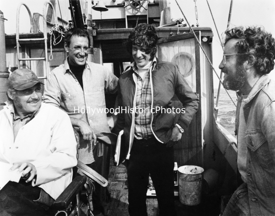 Jaws 1975 Robert Shaw Roy Scheider Steven Spielberg Richard Dreyfuss WM.jpg